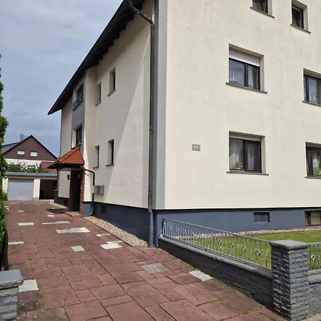Penzini Monteurzimmer Karlsruhe Nahe Messe 公寓 *